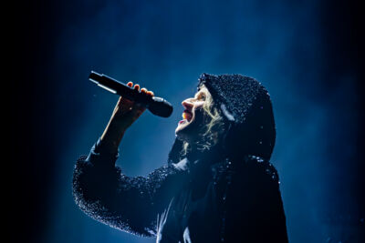Selah Sue @ Het Depot, picture 1, photographed by Leen Verlinden - FrontView Magazine