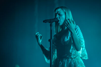 Aurora @ Vorst Nationaal, picture 2, photographed by Jelle Meersschaut - FrontView Magazine