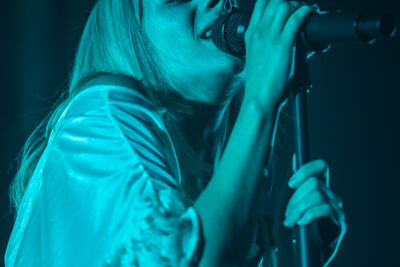 Aurora @ Vorst Nationaal, picture 3, photographed by Jelle Meersschaut - FrontView Magazine