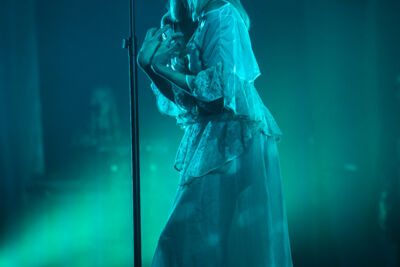 Aurora @ Vorst Nationaal, picture 9, photographed by Jelle Meersschaut - FrontView Magazine