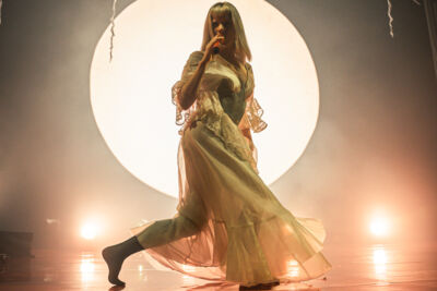 Aurora @ Vorst Nationaal, picture 11, photographed by Jelle Meersschaut - FrontView Magazine