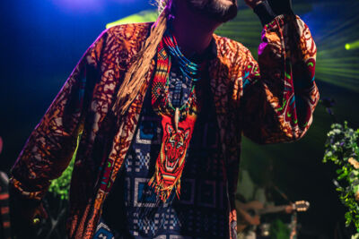Crystal Fighters @ La Madeleine, picture 2, photographed by Jelle Meersschaut - FrontView Magazine