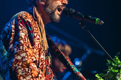Crystal Fighters @ La Madeleine, picture 5, photographed by Jelle Meersschaut - FrontView Magazine