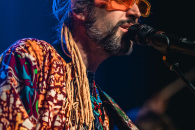 Crystal Fighters @ La Madeleine, picture 6, photographed by Jelle Meersschaut - FrontView Magazine
