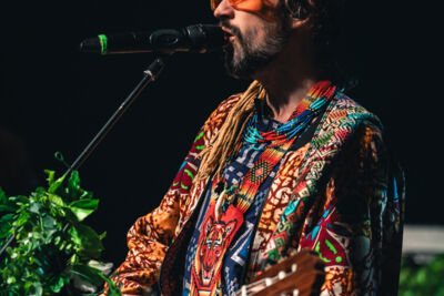 Crystal Fighters @ La Madeleine, picture 10, photographed by Jelle Meersschaut - FrontView Magazine