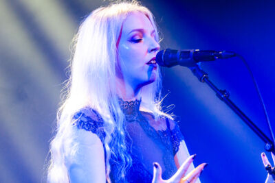 Sylvaine @ Ancienne Belgique, picture 2, photographed by Jurgen Van De Maele - FrontView Magazine