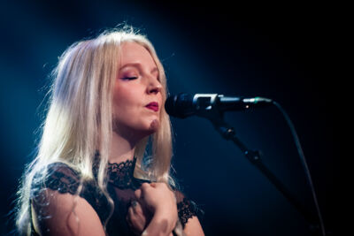 Sylvaine @ Ancienne Belgique, picture 8, photographed by Jurgen Van De Maele - FrontView Magazine