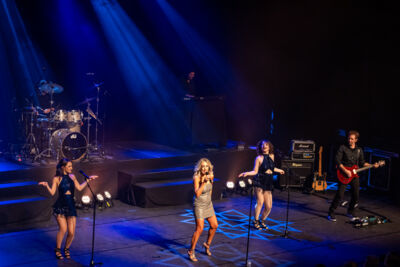 A tribute to Tina Turner @ stadsschouwburg Antwerpen, foto 1, foto's door dirk janssens - FrontView Magazine