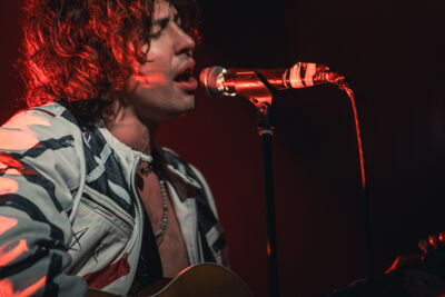 Barns Courtney @ La Madeleine, foto 6, foto's door Jelle Meersschaut - FrontView Magazine