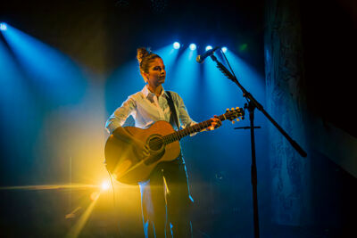 Emmy d'Arc @ De Roma, foto 3, foto's door Peter Smet - FrontView Magazine