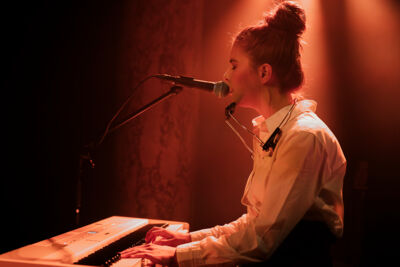 Emmy d'Arc @ De Roma, foto 7, foto's door Peter Smet - FrontView Magazine