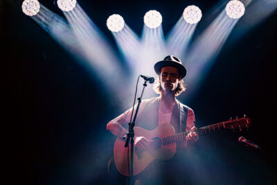 Iskander Moon @ De Roma, picture 7, photographed by Peter Smet - FrontView Magazine