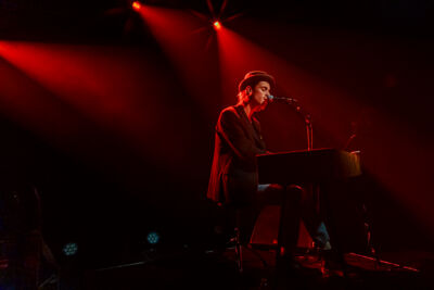 Iskander Moon Matinee Concert @ AB, picture 2, photographed by Peter Smet - FrontView Magazine
