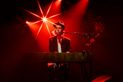 Iskander Moon Matinee Concert @ AB, picture 4, photographed by Peter Smet - FrontView Magazine