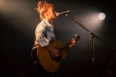 Emmy d'Arc @ AB, picture 14, photographed by Peter Smet - FrontView Magazine