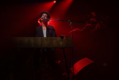 Iskander Moon @ AB, picture 2, photographed by Peter Smet - FrontView Magazine
