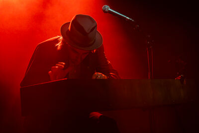 Iskander Moon @ AB, picture 6, photographed by Peter Smet - FrontView Magazine