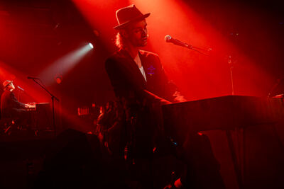 Iskander Moon @ AB, picture 8, photographed by Peter Smet - FrontView Magazine
