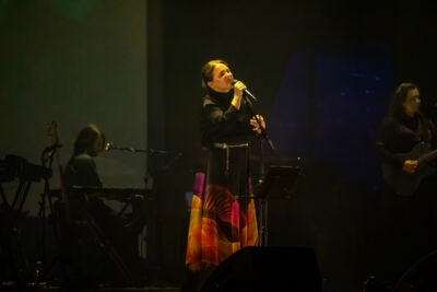 Emiliana Torrini @ De Roma, picture 6, photographed by dirk janssens - FrontView Magazine
