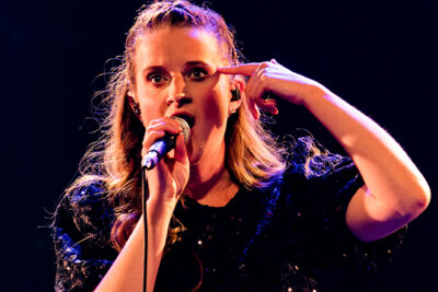 Rosann @ Het Depot, picture 20, photographed by Jürgen Bruynooghe - FrontView Magazine