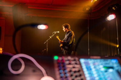 Milo Meskens @ De Casino, picture 2, photographed by Bart Janssens - FrontView Magazine