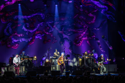 Crowded House @ 013, picture 6, photographed by David Johnson - FrontView Magazine
