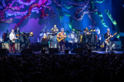Crowded House @ 013, picture 8, photographed by David Johnson - FrontView Magazine