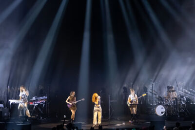 Froukje @ Lotto Arena, picture 12, photographed by dirk janssens - FrontView Magazine