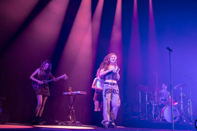Froukje @ Lotto Arena, picture 15, photographed by dirk janssens - FrontView Magazine