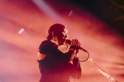 Chelsea Wolfe @ Trix, picture 12, photographed by Peter Smet - FrontView Magazine
