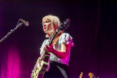 Bess Atwell @ Vorst Nationaal, picture 15, photographed by Bart Janssens - FrontView Magazine