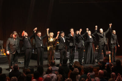 Hooverphonic and Strings Hooverphonic @ Muziekgebouw Eindhoven, picture 48, photographed by Kitty van de Waart - FrontView Magazine