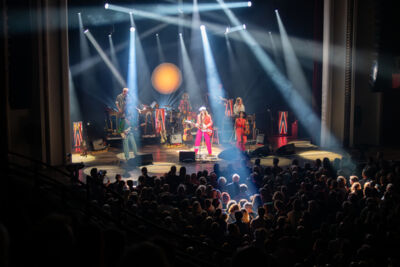 Stef Kamil Carlens & The Swoon @ De Roma, picture 9, photographed by Bart Janssens - FrontView Magazine