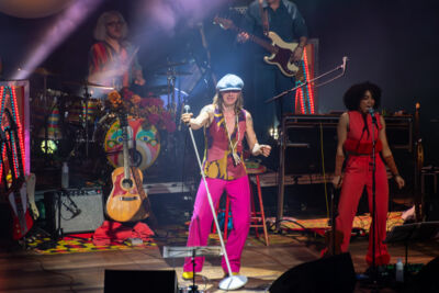 Stef Kamil Carlens & The Swoon @ De Roma, picture 22, photographed by Bart Janssens - FrontView Magazine