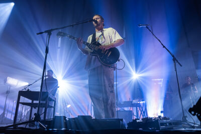 Ben Howard @ 013, picture 7, photographed by David Johnson - FrontView Magazine