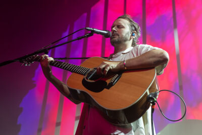 Ben Howard @ 013, picture 10, photographed by David Johnson - FrontView Magazine