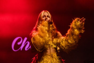 Chérine @ Het Depot, picture 3, photographed by Jürgen Bruynooghe - FrontView Magazine