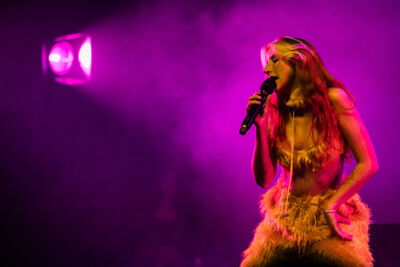 Chérine @ Het Depot, picture 11, photographed by Jürgen Bruynooghe - FrontView Magazine