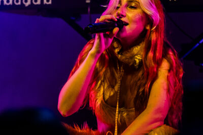 Chérine @ Het Depot, picture 13, photographed by Jürgen Bruynooghe - FrontView Magazine