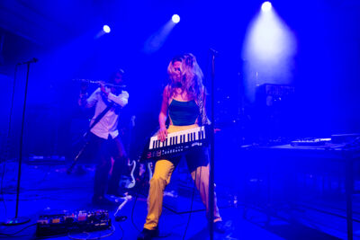 Oyesono @ De Casino, picture 6, photographed by Bart Janssens - FrontView Magazine