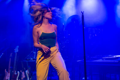 Oyesono @ De Casino, picture 15, photographed by Bart Janssens - FrontView Magazine