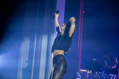 Maan @ De Roma, picture 4, photographed by dirk janssens - FrontView Magazine