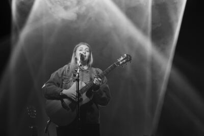 Andrea Von Kampen @ Tough Enough Botanique, picture 2, photographed by Koen Marcoen - FrontView Magazine