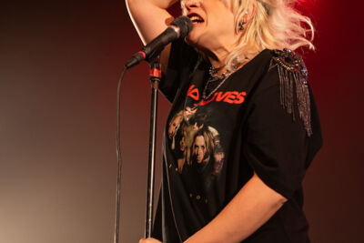 Black Mirrors @ Tough Enough Botanique, picture 1, photographed by Koen Marcoen - FrontView Magazine