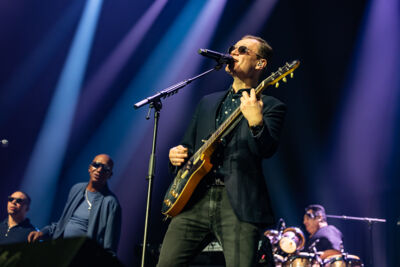 UB40 Celebrating 45 years @ Lotto Arena, picture 37, photographed by Marc Verdonck - FrontView Magazine