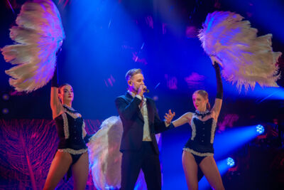 Première Winter Wonderland @ Het Witte Paard Blankenberge, picture 4, photographed by Peter Minnebo - FrontView Magazine