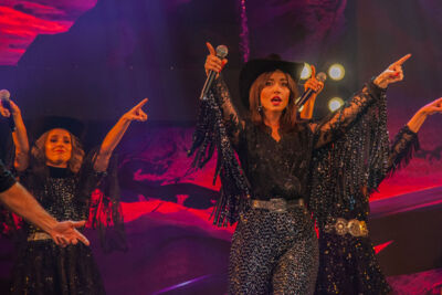 Première Winter Wonderland @ Het Witte Paard Blankenberge, picture 7, photographed by Peter Minnebo - FrontView Magazine