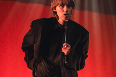 Whispering Sons @ AB, picture 4, photographed by Jelle Meersschaut - FrontView Magazine