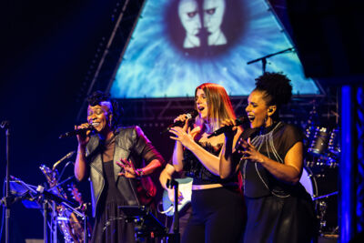 Floyd MATTERS - 10th anniversary @ Bourlaschouwburg, picture 3, photographed by Marc Verdonck - FrontView Magazine