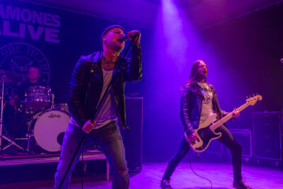 Ramones Alive @ De Casino, picture 8, photographed by Bart Janssens - FrontView Magazine
